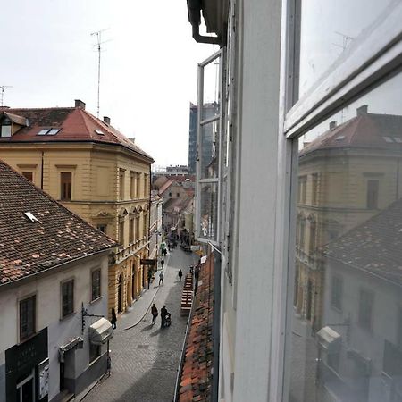 Apartment Bobi City Centre ザグレブ エクステリア 写真