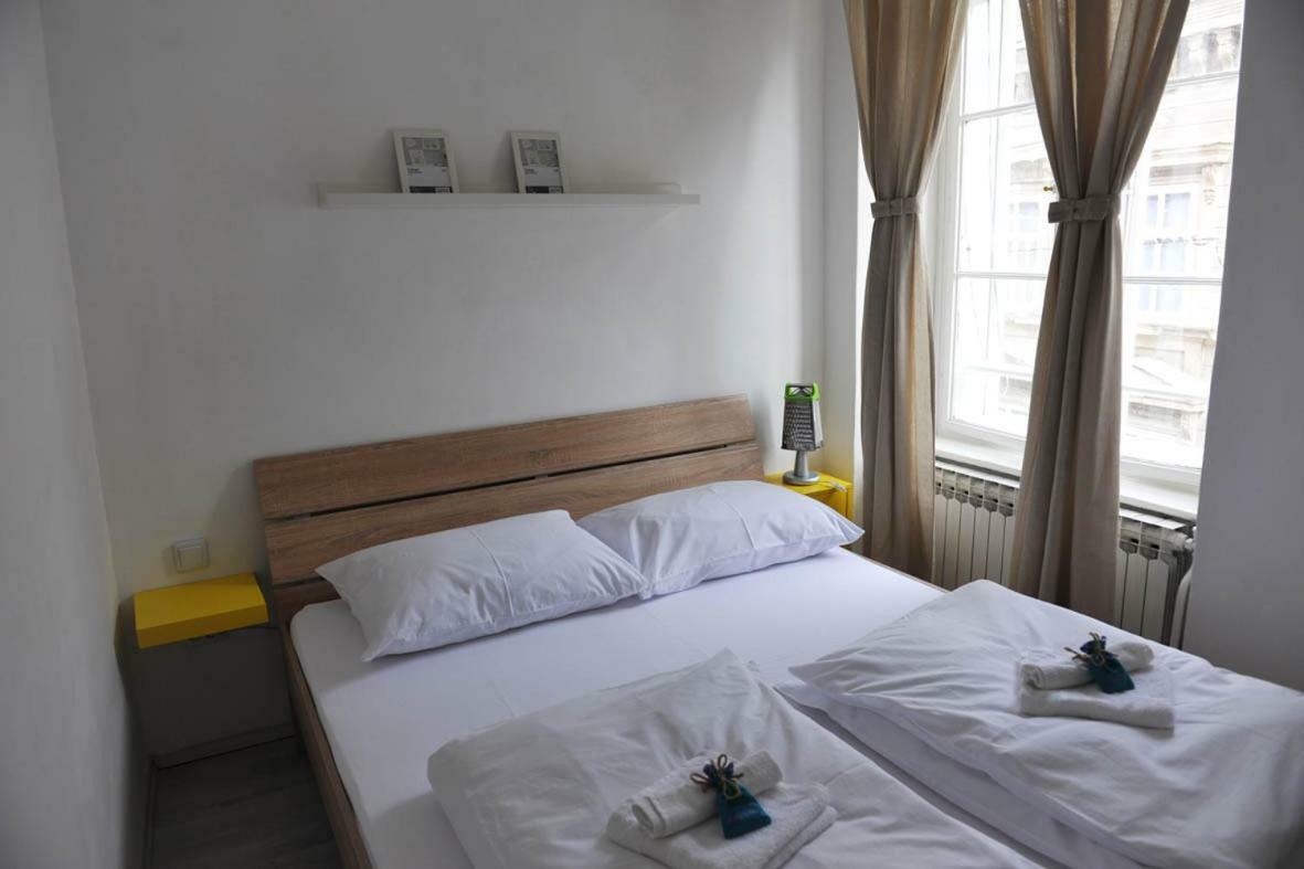 Apartment Bobi City Centre ザグレブ エクステリア 写真